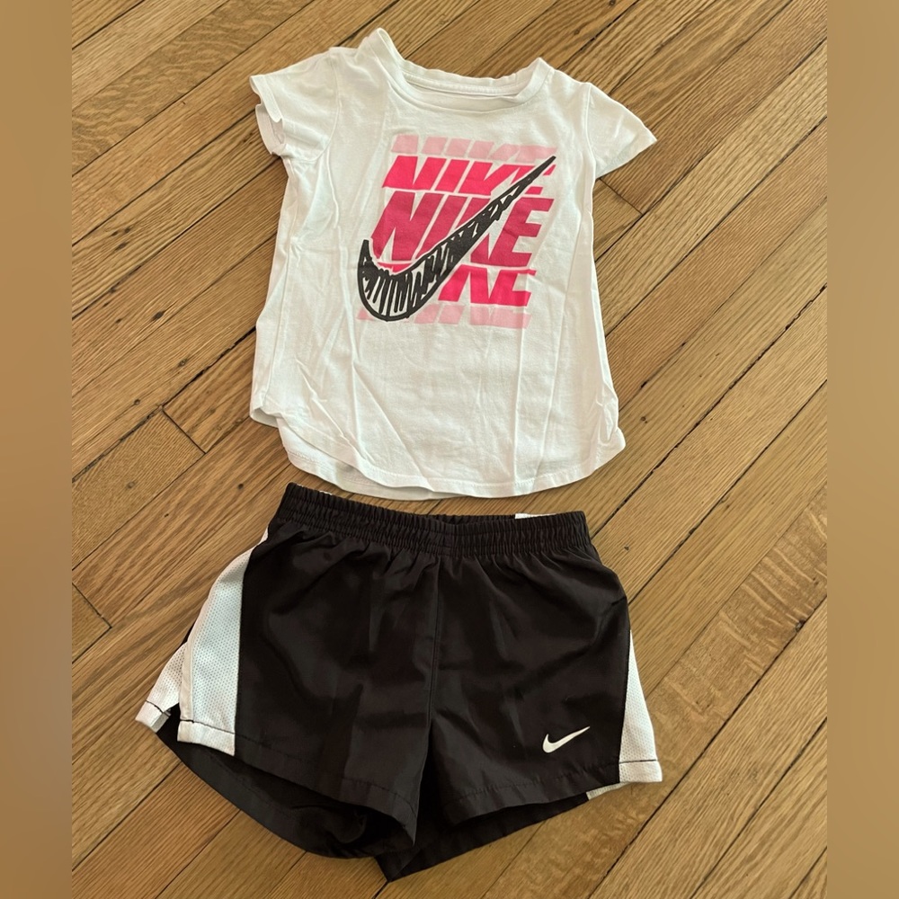 Nike T-shirt and short set